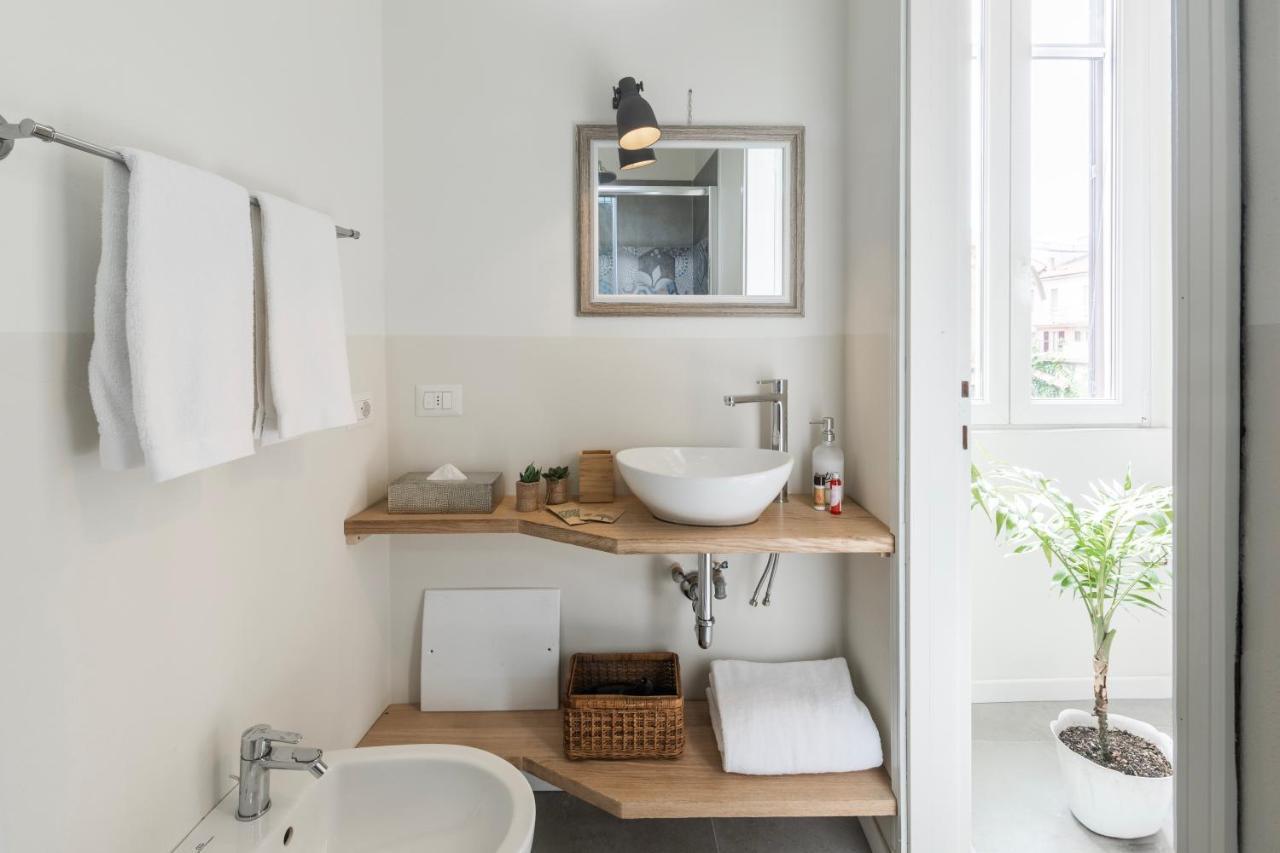 Cute Studio In Old Town By Holiday Solutions Комо Экстерьер фото